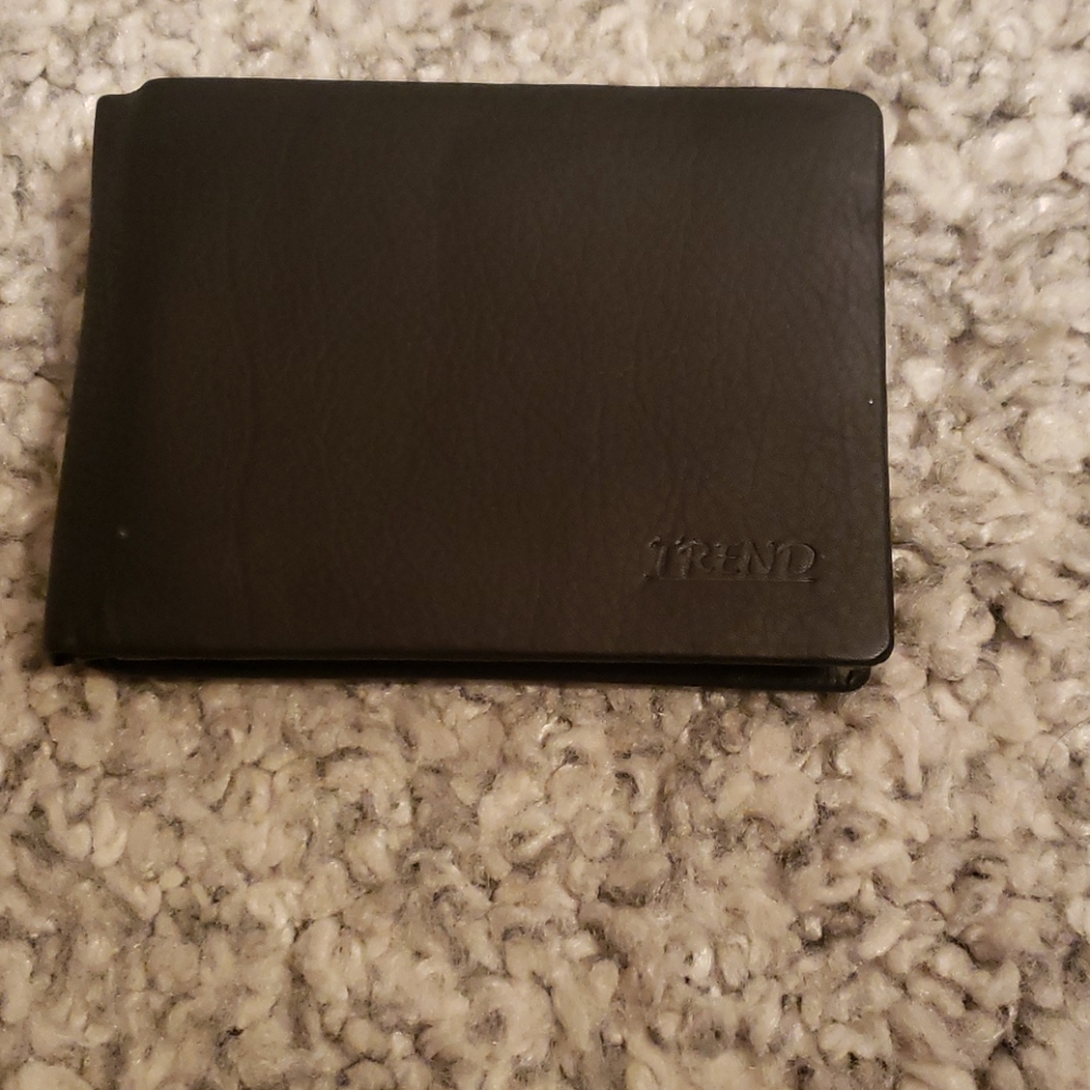 Men's leather wallet